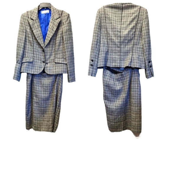 Travis Ayers Dresses & Skirts - TRAVIS AYERS SKIRT SUIT